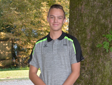 Felix, der auch im U18 Bayernkader spielt, unterstützt in der kommenden Saison die erste Herrenmannschaft bei Fortuna in der Landesliga Süd. Viel Erfolg und <b>Gut Holz!</b>